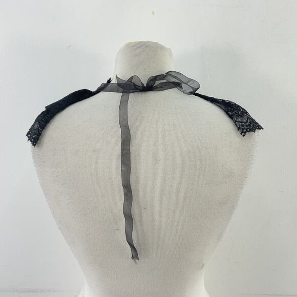 Vintage Black Polyester Tie-On Lacy Cameo Collar Women’s Accessory Pre-Owned - Picture 2 of 3